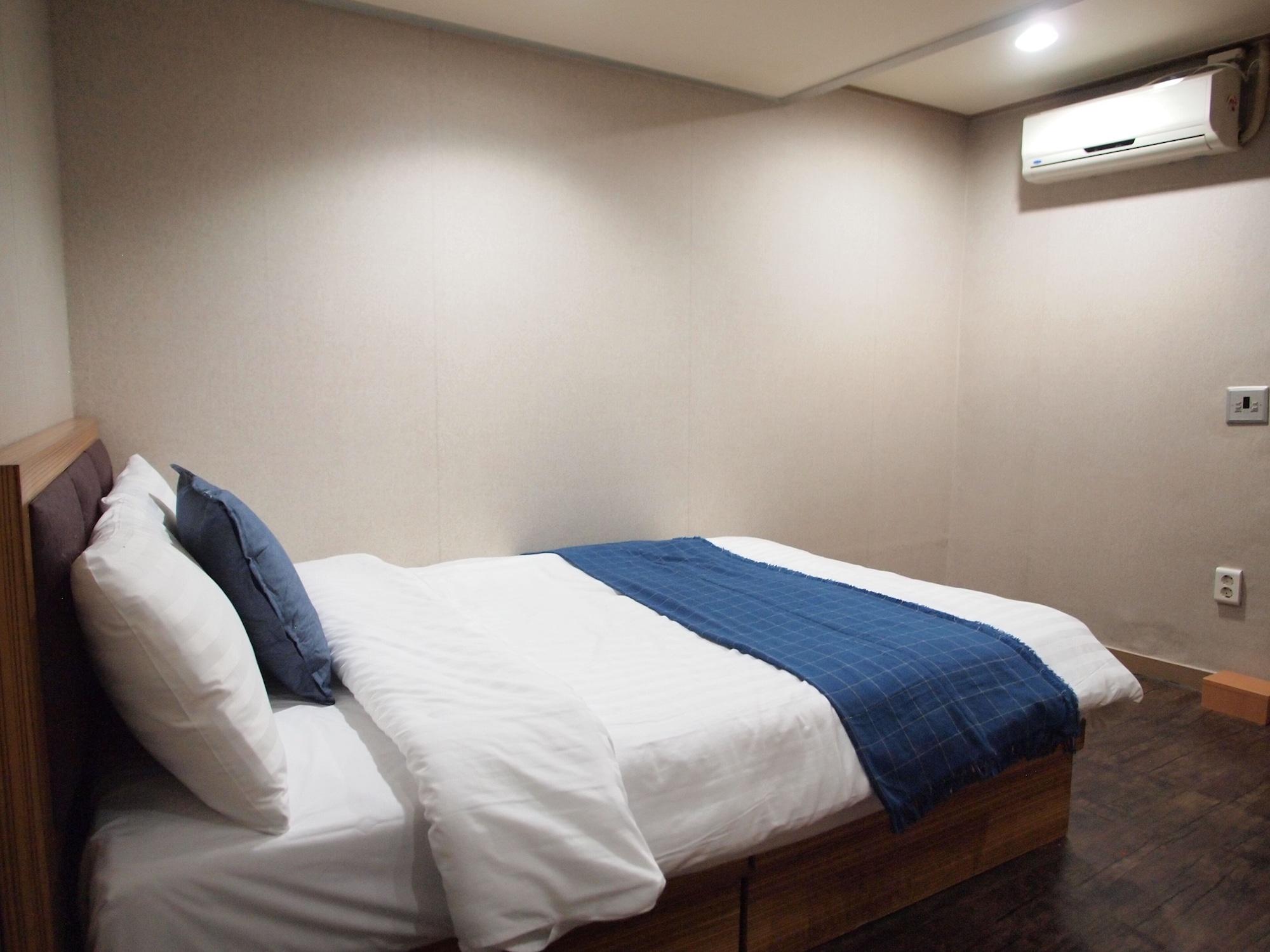Hostel J Stay Seoel Buitenkant foto